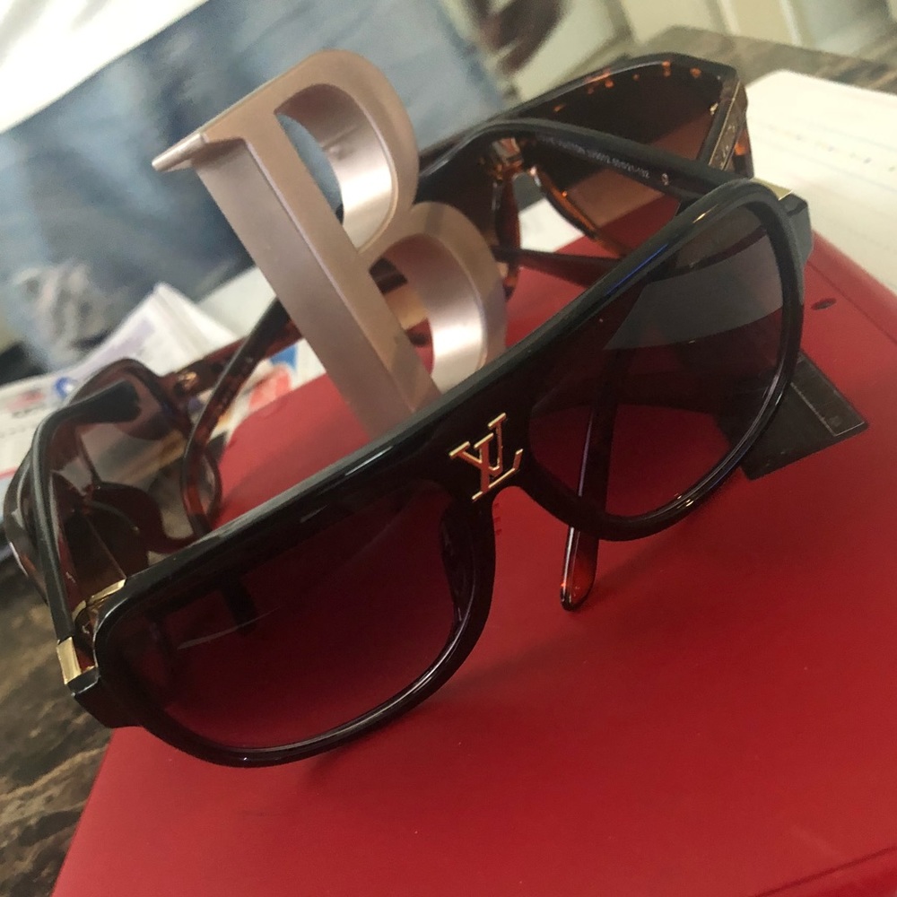 LV sunglasses